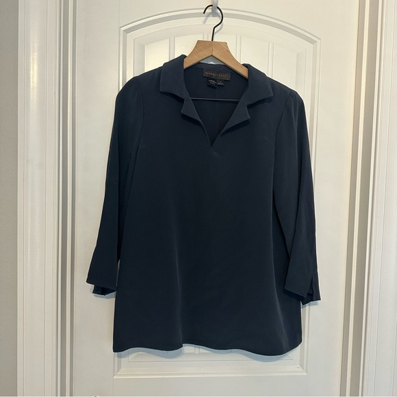 Nina Mclemore Shirt Blouse 100% Silk Dark Blue Minimalist Work Size 4 Small - Picture 3 of 6